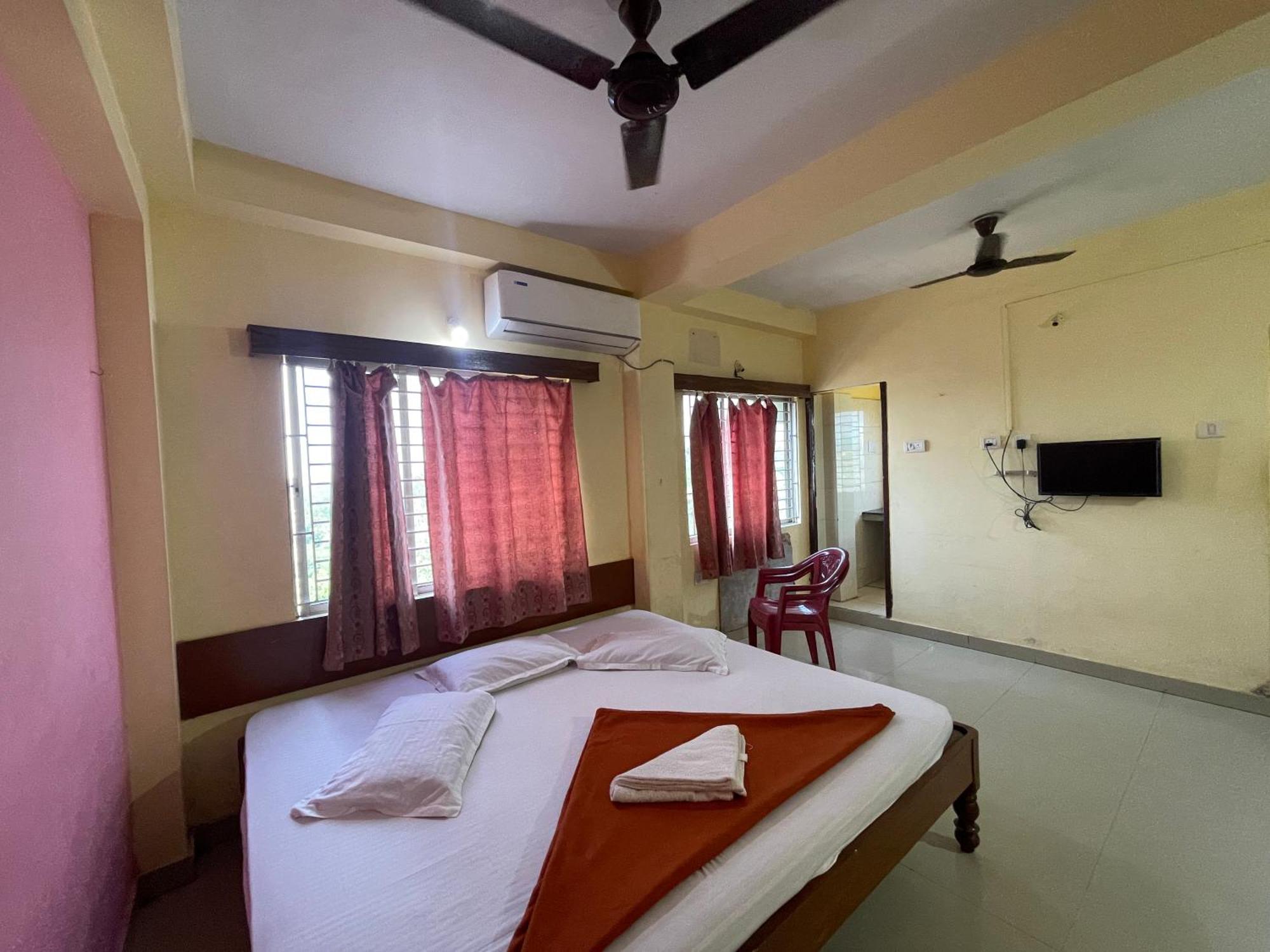 Pushpashree Near Sea Beach-puri Puri